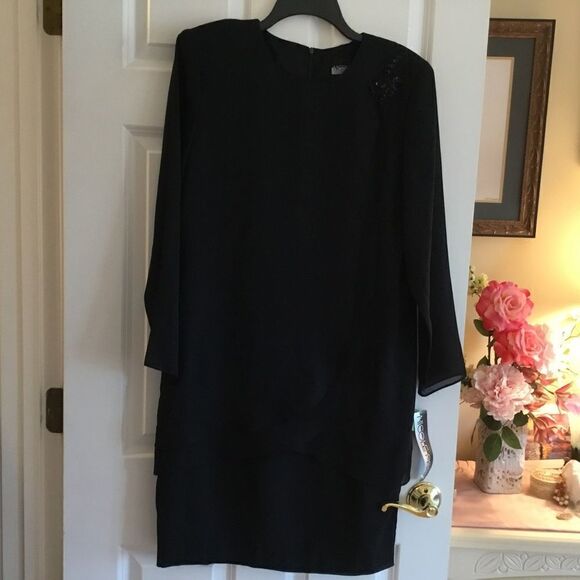 NWT. Gorgeous Black Crepe Women’s L/S Dress Size 10 Nicole Paris Brand - Picture 2 of 14